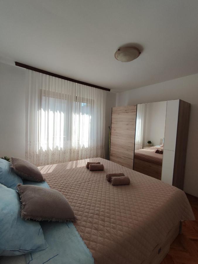 Apartment Jelena Fažana エクステリア 写真
